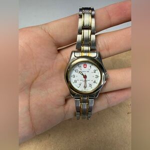 Calvin Hill Womens Watch Silver Tone Band Needs batteries Swiss